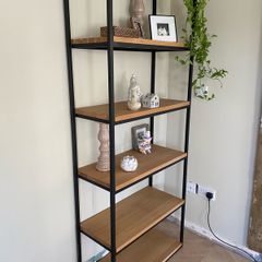 bookshelf