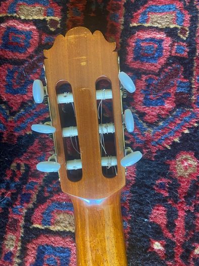 classical guitar Takumi