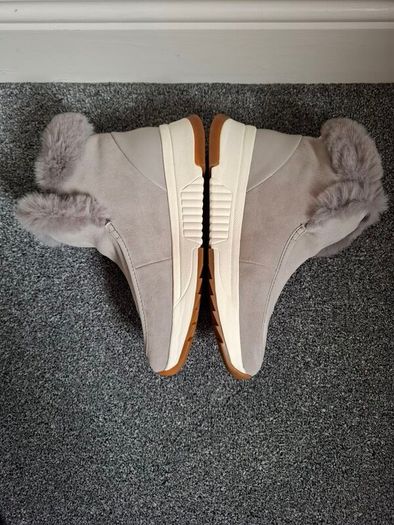 Brand new Geox AMPHIBIOX suede boots