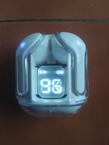 new bluetooth earphones. can be seen charging