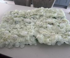 Silk flowers x 4
