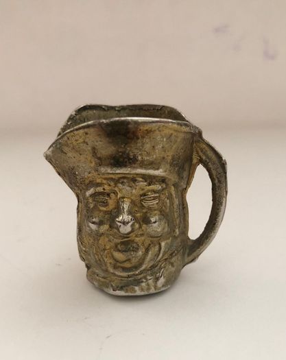 Vintage Set Of 3 Miniature Brass Toby Jugs Mugs