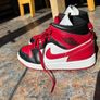 Air Jordan 1 Mid Image 4