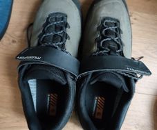 Muddy Fox waterproof SPD shoes size 9