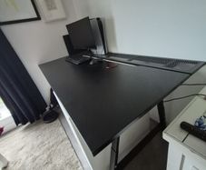 Gaming desk