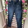 jeans  bnwot Levi Demi curve range size w29 Us 8 Image 3