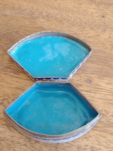 Vintage Cloisonne Enamel on Copper Pill Box