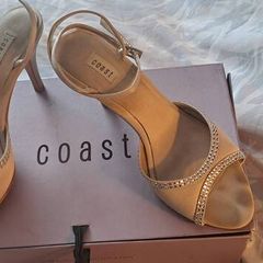 Coast Shoes size 4