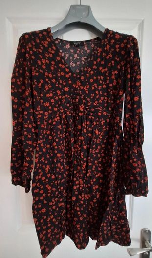 Maternity clothes bundle
