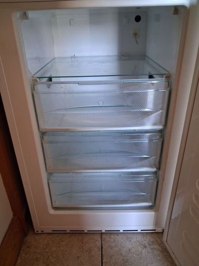Chest freezer