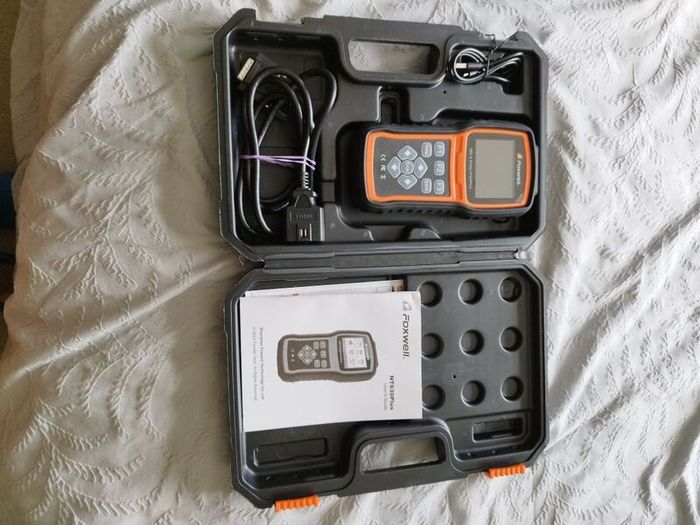Foxwell NT630 Plus OBD2 Car Scanner (Like New!)