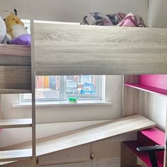 Bunk bed
