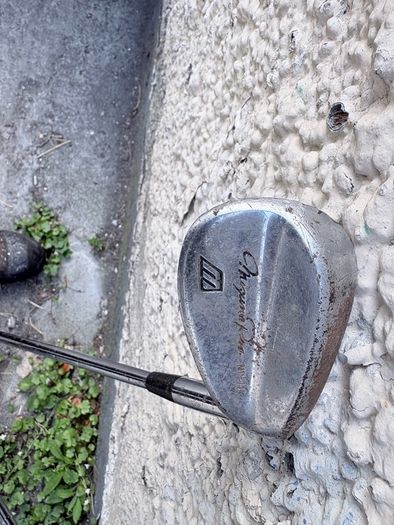 golf clubs
