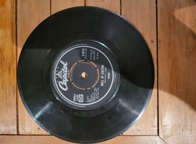 Wings, Mull of Kintyre, Girls School, 1977 UK 7 inch Vinyl, No Sleeve