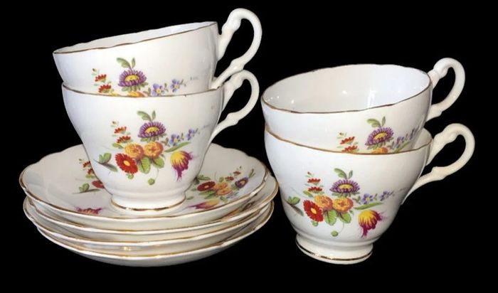 Vintage Winston Fine Bone China Teacups & Saucers