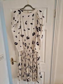 Dress Closet London