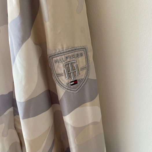 Tommy Hilfiger Cream and Grey Camo Windbreaker Jacket
