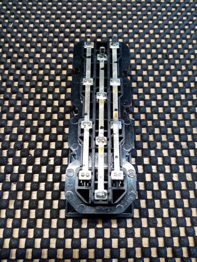 IEC socket (4 Way)
