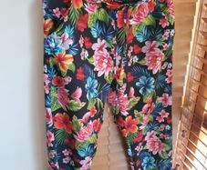 Terranova Tropical Floral Trousers/Joggers Colourful Summer Print