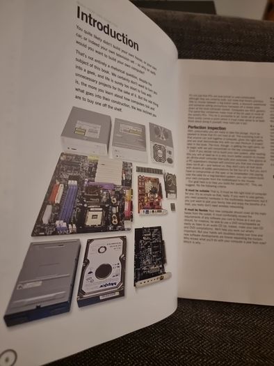 Haynes Build Your Own Computer : The Step-By-Step Guide - Hardcover