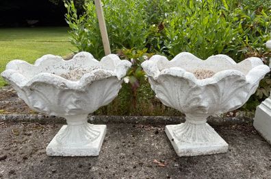 Vintage garden planters x2