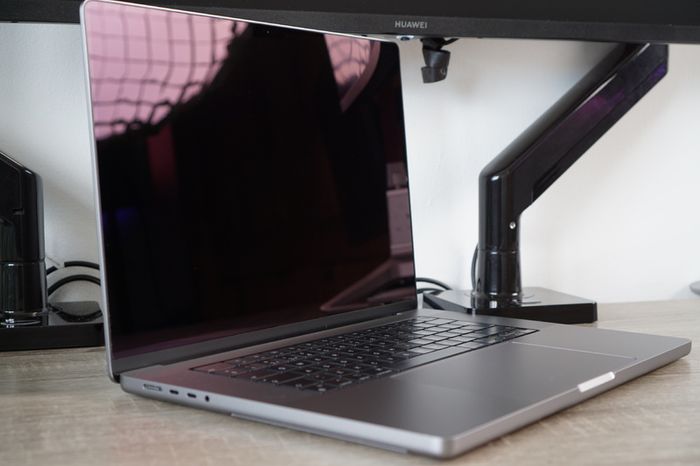 MacBook Pro 16" 2021 M1 Pro | 16GB | 512GB