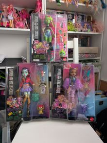 Monster high dolls x5