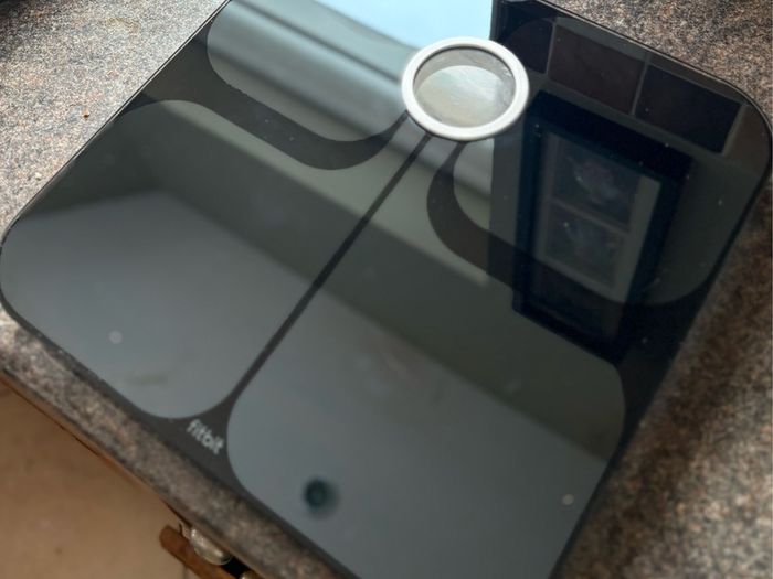 Fitbit Aria Wi-Fi Smart Scale