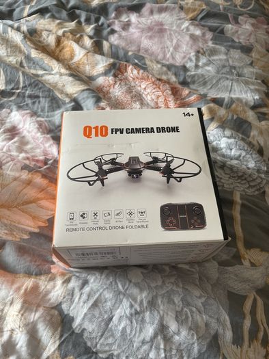 Never been opened Q10 fpv drone remote control phone transmission can do 360degree flips