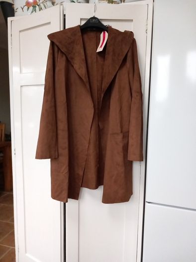 Fiorella Rubino Suede (Alcantara) Tan Jkt. New with tags M 12/14