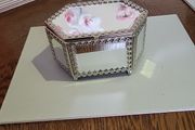 Jewellery box