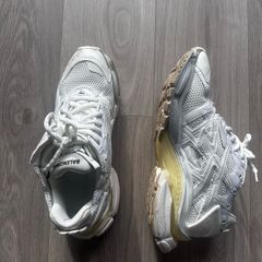 Balenciaga runner