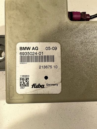 Bmw 7 Series F01 F02 Antenna Amplifier Module Ecu Unit 6935024 A3l2b12g