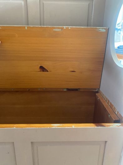 Solid pine bench with storage