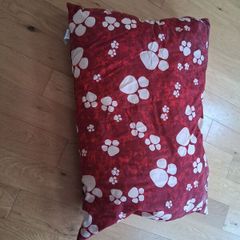 Dog bed