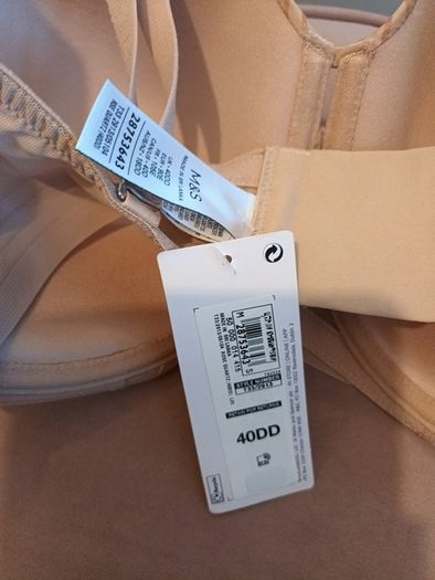 Marks and Spencer Body define bra 40 DD