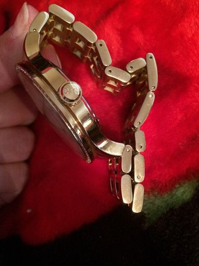 D & G watch