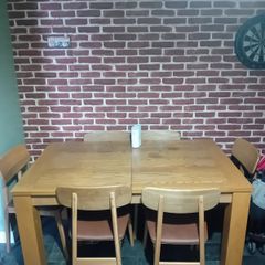 Kitchen table