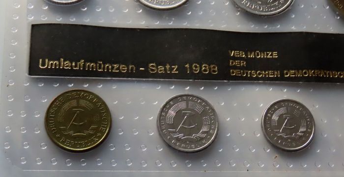 Rare East Germany DDR 1988 UNC Mint Coins set & Struck medal
