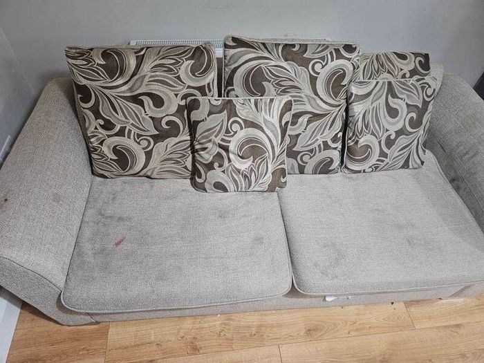 Sofa for sale, brought from harvey norman, couple of years old, good condition