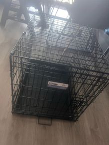 Dog crate
