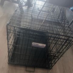 Dog crate