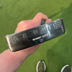 Wilson Infinite Blade Putter New 34 inch