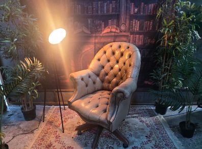 director chair chesterfield