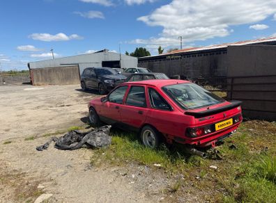 ford sierra gt hatch