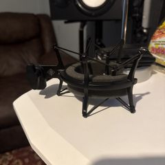 Neumann EA4 Shock Mount for TLM 102, 103, 107, Black