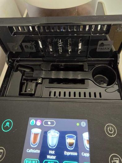 coffee De'Longhi Rivelia Bean-to-Cup Coffee Machine