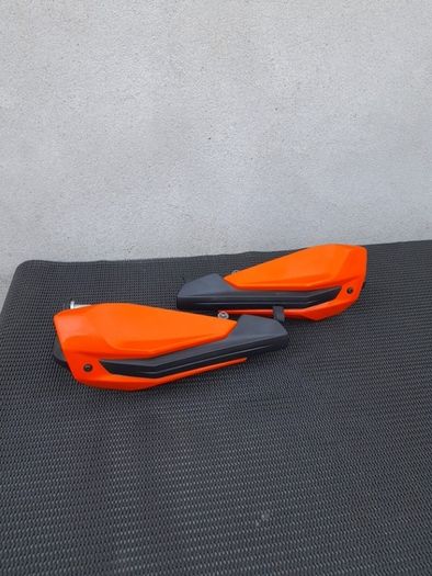 KTM 690 SMCR Handguards