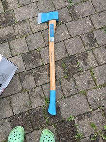 axe