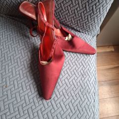 Shoes, size 5 adult